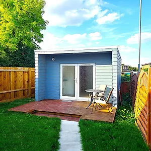 Open Plan With Garden Chalet